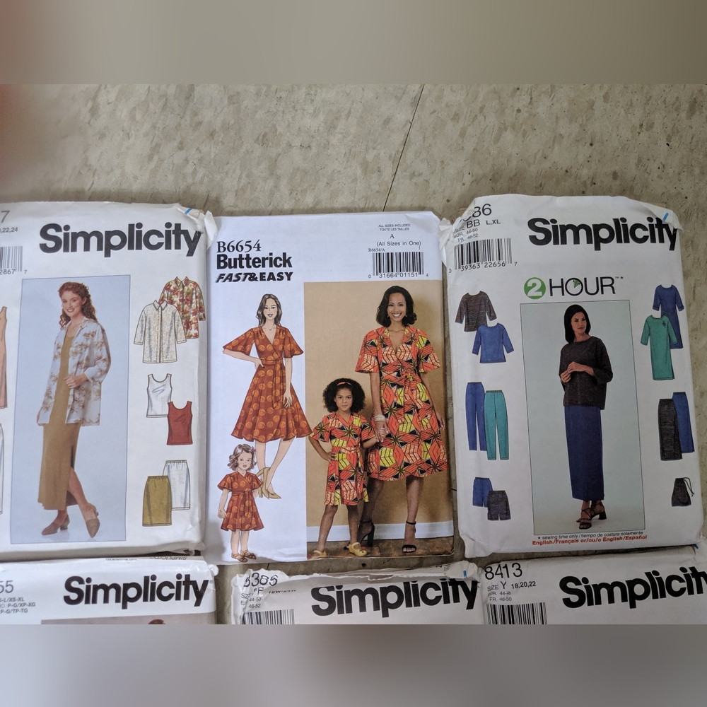 Simplicity Sewing Patterns - Picture 4 of 7